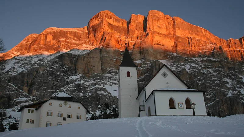 Dolomites pink